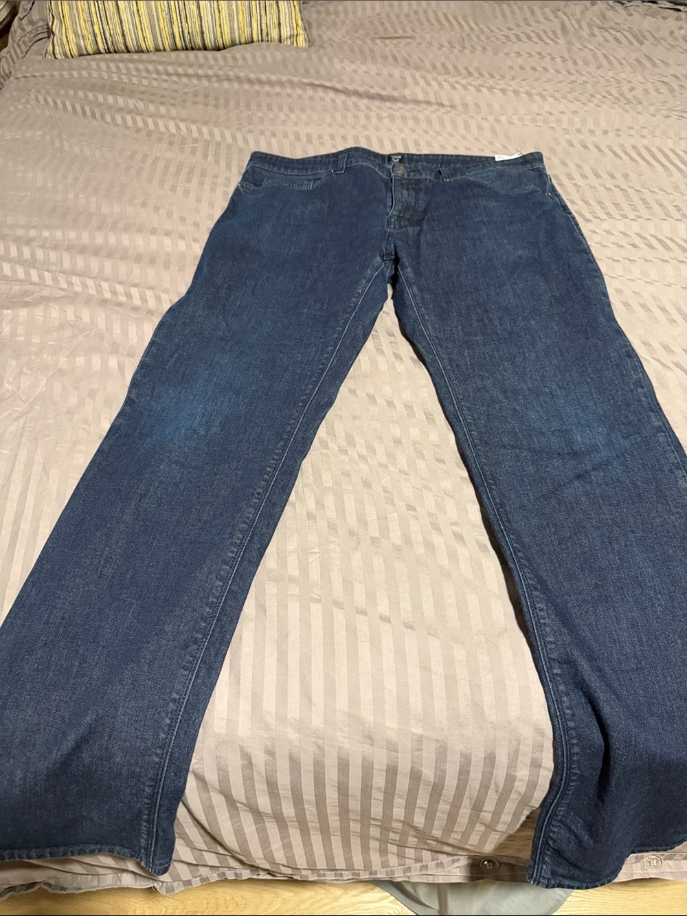 Hugo Boss regular fit straight leg jeans "Maine" 36/32